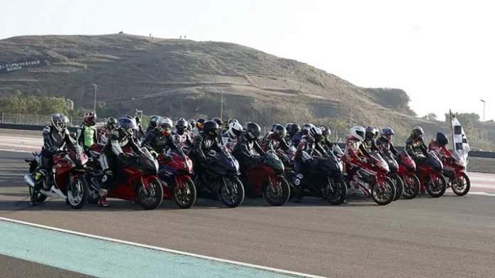 Dua Komunitas Honda Sulsel Ikut CBR Track Day 2023 di Sirkuit Mandalika Dua Komunitas Honda Sulsel Ikut CBR Track Day 2023 di Sirkuit Mandalika