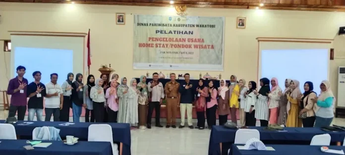 40 Pelaku Usaha di Wakatobi Dilatih Tata Kelola Homestay