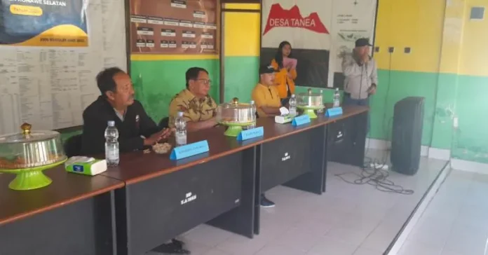 Mahasiswa KKN UHO Rintis Perpustakaan Desa Tanea, Diresmikan Kepala Dinas Perpustakaan Sultra