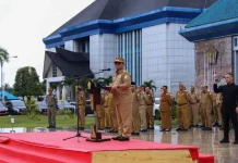 Pimpin Apel Perdana ASN Pemprov, Andap Komitmen Tidak Ada Perbedaan Perlakuan Pimpin Apel Perdana ASN Pemprov, Andap Komitmen Tidak Ada Perbedaan Perlakuan