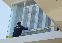 Kaca Rumah Bacaleg DPR RI Fajar Hasan Lubang Dirusak OTK, Labfor Olah TKP Kaca Rumah Bacaleg DPR RI Fajar Hasan Lubang Dirusak OTK, Labfor Olah TKP