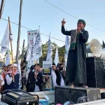 Ratusan Kaum Muslim di Kendari Lakukan Aksi Bela Palestina Ratusan Kaum Muslim di Kendari Lakukan Aksi Bela Palestina