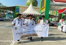 Lampaui Target, Kirab Hari Santri 2023 Kemenag Sultra Dihadiri 15 Ribu Peserta Lampaui Target, Kirab Hari Santri 2023 Kemenag Sultra Dihadiri 15 Ribu Peserta