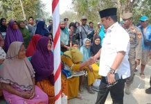 Hari Sumpah Pemuda, Pemprov Sultra Salurkan 5 Ribu Paket Sembako di Kendari Hari Sumpah Pemuda, Pemprov Sultra Salurkan 5 Ribu Paket Sembako di Kendari