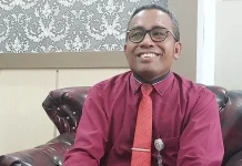 Terkendala Biaya, Tim Sepak Bola Sultra Gagal Ikut Pra-PON Ketua Asosiasi Provinsi (Asprov) Persatuan Sepak Bola Seluruh Indonesia (PSSI) Sultra, Muhammad Zamrun Firihu