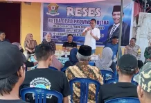 Warga Lorong Sakura Keluhkan Jalan hingga Minta Bantuan Pembangunan Masjid ke ARS Warga Lorong Sakura Keluhkan Jalan hingga Minta Bantuan Pembangunan Masjid ke ARS