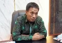 Kadis Dikbud Sultra Bakal Polisikan Kades Pesouha yang Bentak Guru dan Siswa SMKN 9 Kolaka Kadis Dikbud Sultra Bakal Polisikan Kades Pesouha yang Bentak Guru dan Siswa SMKN 9 Kolaka