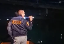 KSOP Kendari Bantu Cari Pemuda yang Jatuh di Jembatan Teluk, Hasil Masih Nihil