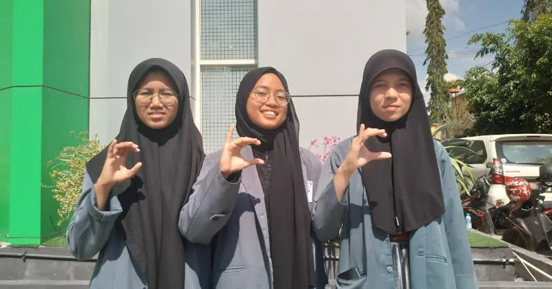 3 Siswa MAN IC Kendari Berlaga di Kompetisi Internasional Robotic 2023