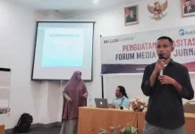 Jurnalis Kendari Diberi Penguatan Perspektif Gedsi dalam Penulisan Berita Jurnalis Kendari Diberi Penguatan Perspektif Gedsi dalam Penulisan Berita