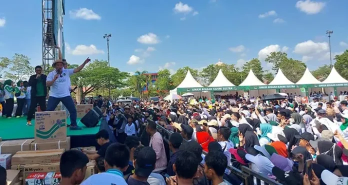 Jalan Sehat KAHMI Dihadiri Ribuan Peserta, Kepemimpinan Ruksamin Dipuji