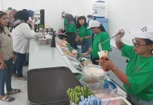 Hadir di Area Citraland, Rajanya Es Kendari Tawarkan Aneka Sop Buah Hadir di Area Citraland, Rajanya Es Kendari Tawarkan Aneka Sop Buah
