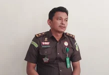 Hakim Alihkan Status Kadis Damkar Kendari Jadi Tahanan Kota Kepala Seksi (Kasi) Intel Kejari Kendari, Bustanil N. Arifin