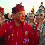 Pj Gubernur Sultra Bersama Pemkab Wakatobi Salurkan Sembako Pj Gubernur Sultra Bersama Pemkab Wakatobi Salurkan Sembako