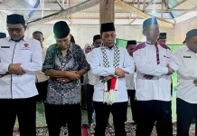 Kanwil Kemenag Sultra Gelar Salat Gaib untuk Korban Konflik di Palestina Kanwil Kemenag Sultra Gelar Salat Gaib untuk Korban Konflik di Palestina