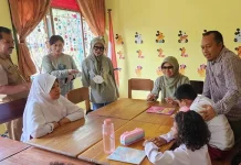 PT ANTAM Tbk dan PWAT Bakti Sosial di Kendari PT ANTAM Tbk dan PWAT Bakti Sosial di Kendari