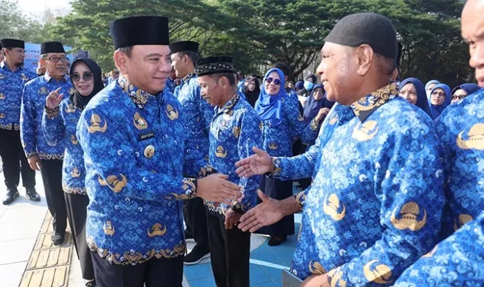 HUT Korpri ke-52, Pj Gubernur Sultra Tekankan ASN Sikapi Perkembangan Teknologi