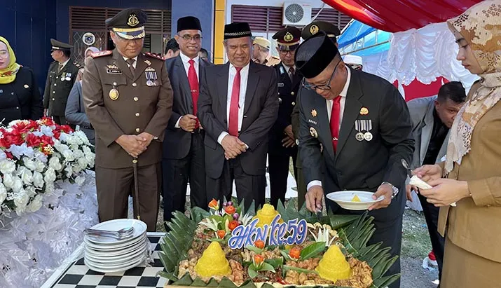 Peringati HKN, Pj Bupati Mubar Ingatkan Pentingnya Enam Pilar Transformasi Kesehatan