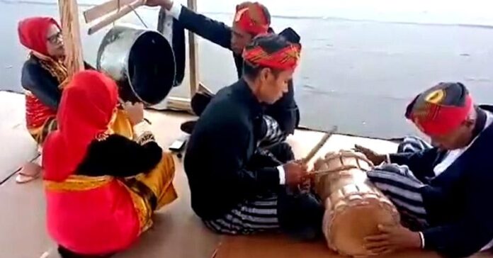 Budaya Muna dalam Pukulan Gong dan Tabuhan Gendang 