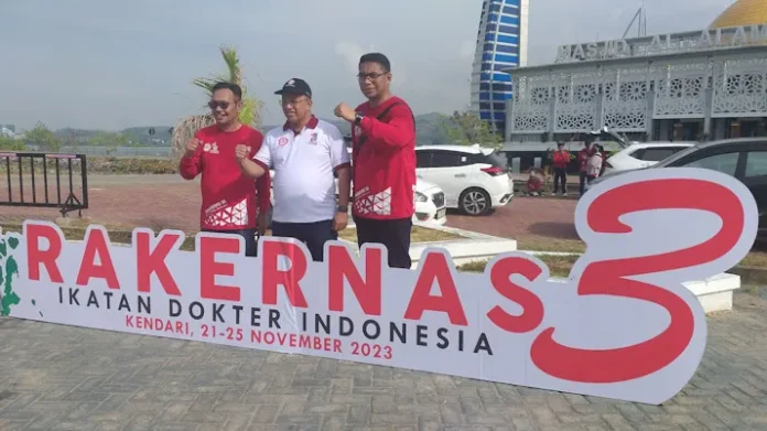 PSX_20231125_153139 Gelar Acara yang Melibatkan Masyarakat, IDI Tutup Rakernas 3 di Kendari
