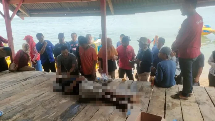 Diduga Mabuk, Tukang Parkir Tewas Tenggelam di Pantai Toronipa