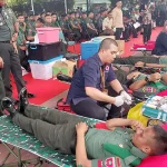 Peringatan Hari Juang, 500 Personel TNI AD Lakukan Donor Darah di Korem 143 HO Peringatan Hari Juang, 500 Personel TNI AD Lakukan Donor Darah di Korem 143 HO