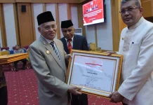 Diganjar Penghargaan Peduli HAM 2022, Pemkot Kendari Komitmen Bakal Pertahankan Diganjar Penghargaan Peduli HAM 2022, Pemkot Kendari Komitmen Bakal Pertahankan