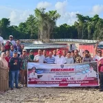 Bupati Wakatobi Tabur 550 Ribu Benur Udang Vaname di 4 Kolam Bioflok Bupati Wakatobi Tabur 550 Ribu Benur Udang Vaname di 4 Kolam Bioflok