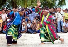 Atraksi Manca di Buton Mempererat Hubungan Silaturahmi Atraksi Manca di Buton Mempererat Hubungan Silaturahmi