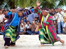 Atraksi Manca di Buton Mempererat Hubungan Silaturahmi Atraksi Manca di Buton Mempererat Hubungan Silaturahmi