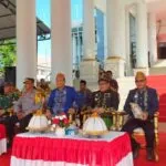 Peduli Pendidikan, Pj Bupati Konawe Berikan Penghargaan ke Guru dan Kepsek