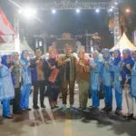 Bupati Koltim dan Istri Ramaikan Sultra Tenun Karnaval 2023