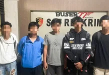 Lima Pelajar Pelaku Pembacokan di Kendari Ditangkap 5 pelajar yang ditangkap karena melakukan pembacokan terhadap siswa SMKN 2 Kendari.(Istimewa)