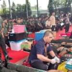 Peringatan Hari Juang, 500 Personel TNI AD Lakukan Donor Darah di Korem 143 HO