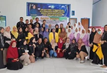 Mahasiswa Prodi Magister Kesmas UMW Kendari Lakukan Baksos di Desa Tanggobu Mahasiswa Prodi Magister Kesmas UMW Kendari Lakukan Baksos di Desa Tanggobu