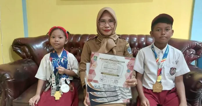 2 Siswa SDN 61 Kendari Raih Sejumlah Medali di Bidang Olahraga