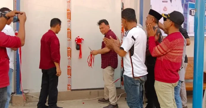 Bantuan Gedung Beku Portabel di Kampung Bajo Wakatobi Resmi Diuji Coba