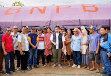 Bupati Koltim Berhasil Upayakan Bantuan dari Pusat untuk Korban Puting Beliung Tongauna Bupati Koltim Berhasil Upayakan Bantuan dari Pusat untuk Korban Puting Beliung Tongauna