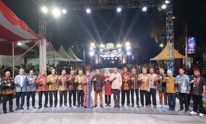 Terinspirasi dari Karnaval Rio De Janeiro, Sultra Tenun Karnaval 2023 Resmi Digelar