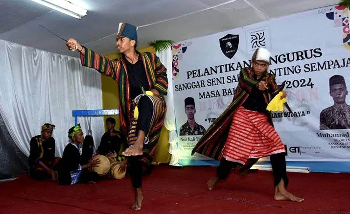 Refleksi Keberanian dan Jiwa Kesatria dalam Tari Mangaru