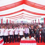 Mentan Amran Ajak Insan Pertanian Sultra Lanjutkan Swasembada Mentan Amran Ajak Insan Pertanian Sultra Lanjutkan Swasembada