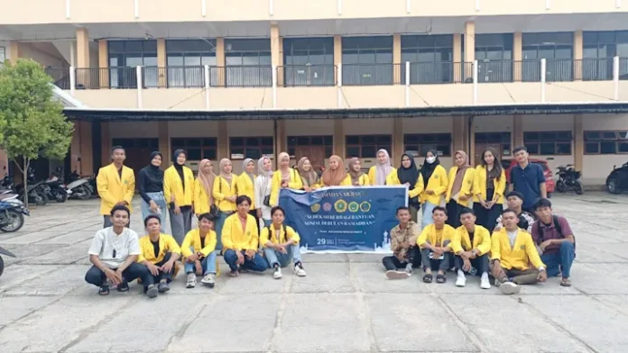 UKM Kerohanian Universitas Mandala Waluya Kendari Berbagi Bantuan Sosial di Bulan Ramadhan