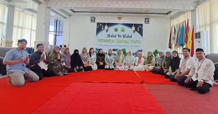 UMW Kendari Gelar Halal Bihalal untuk Mengukuhkan Silahturahmi Antar Sesama UMW Kendari Gelar Halal Bihalal untuk Mengukuhkan Silahturahmi Antar Sesama