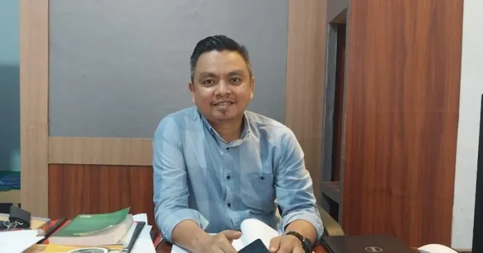 Ketua Bawaslu Konut, Isbar