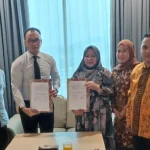 Universitas Mandala Waluya Teken MoU dengan Hotel Claro Kendari Universitas Mandala Waluya Teken MoU dengan Hotel Claro Kendari