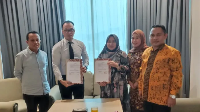 Universitas Mandala Waluya Teken MoU dengan Hotel Claro Kendari
