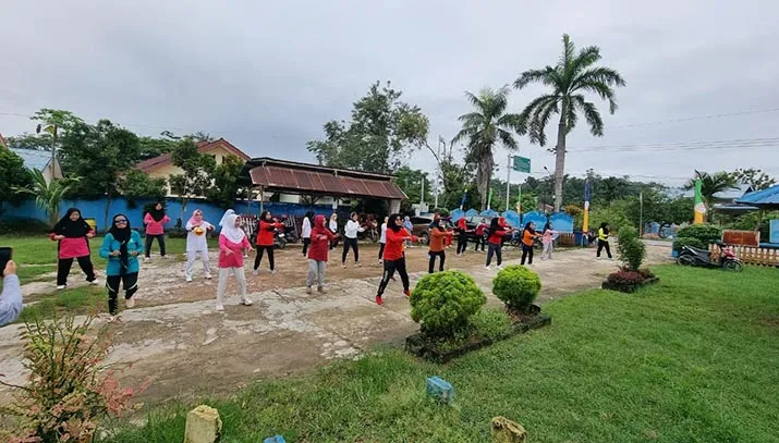 Prodi Magister (S2) Kesehatan Mayarakat UMW Kendari Gelar PKM di Kelurahan Abeli