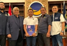 Partai NasDem Berikan Rekomendasi ke La Ode Darwin Maju di Pilkda Mubar Partai NasDem Berikan Rekomendasi ke La Ode Darwin Maju di Pilkda Mubar