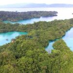 Danau Romantis di Tengah Karst Muna