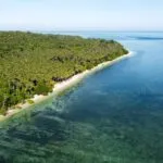 Pemandangan Alam Nan Eksotis Pantai Kampa yang Bikin Rindu